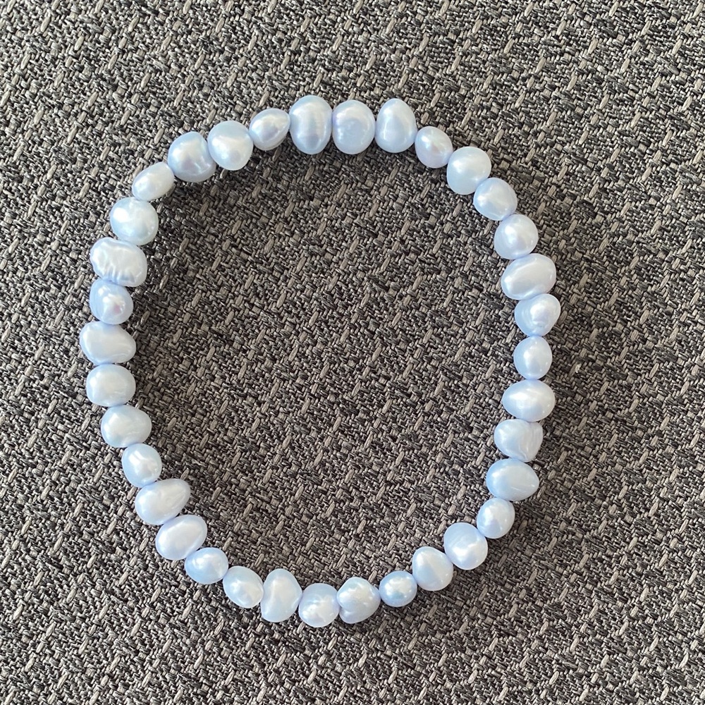Icy Blue Freshwater Pearl Stretch Bracelet - Picture 3 of 6